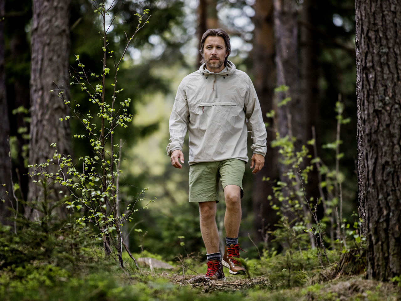 Mistet førerkortet – fikk en bokidé | Aktuelt | Norsk Epilepsiforbund